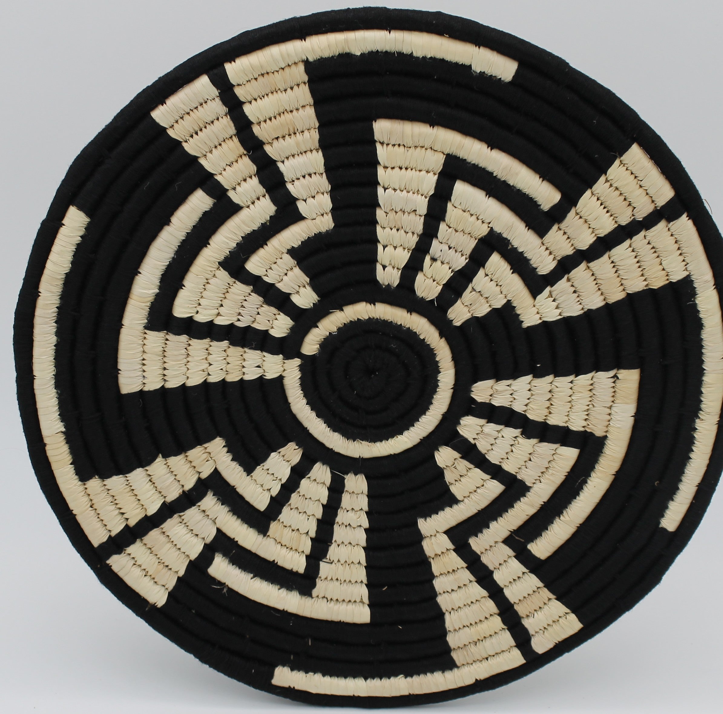 Handwoven Sabai Grass Table Mat — Black & Natural Geometric| Set of four
